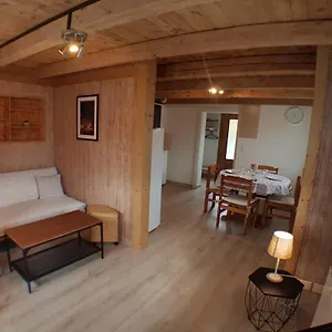 Avec Terrasse Et Vue Sur Le Mt-blanc Chalet